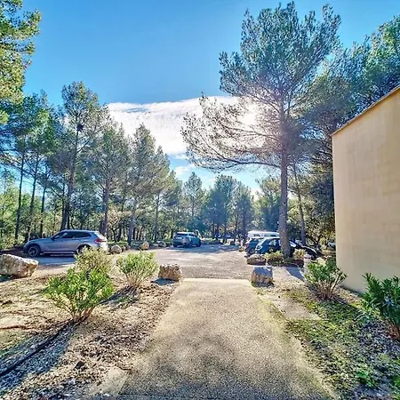 Escale Detente - Residence 4* Au Sein D'Un Golf Saumane-de-Vaucluse Exterior foto