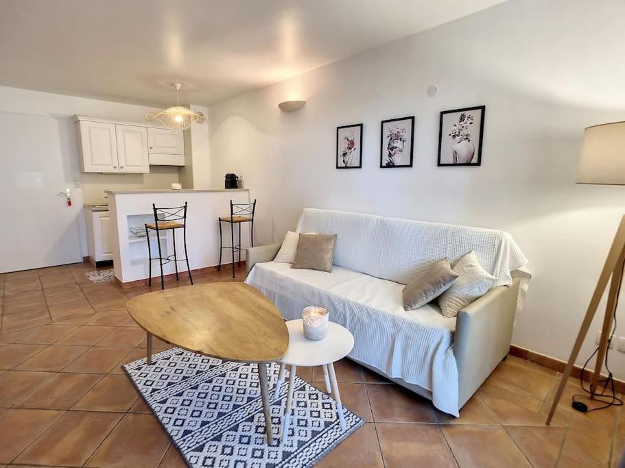 Escale Detente - 4* Au Sein D'un Golf Apartment Saumane-de-Vaucluse